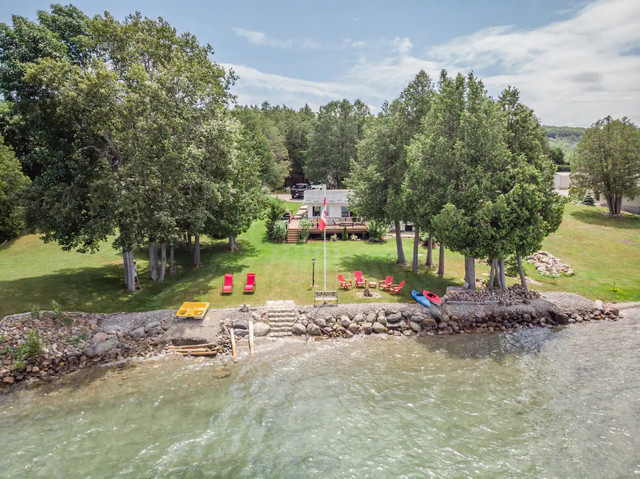 WATERFRONT 2 Bedroom  cottage for sale on Georgian Bay in Houses for Sale in Owen Sound - Image 2