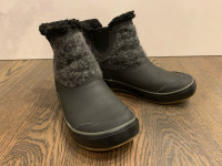 Woman’s Waterproof Keen Boots - Size 5