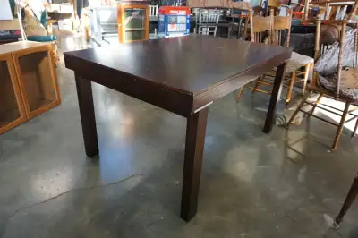 DINING TABLE - MODERN STYLE - with 2 BUILT IN EXTENTIONS, View more