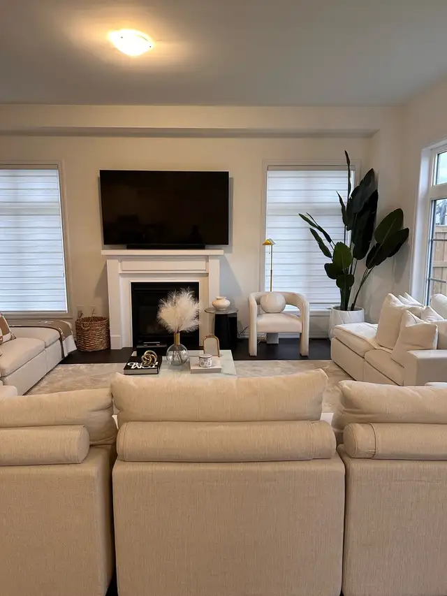 Plainview Detached Corner Lot, photo 4 of 4