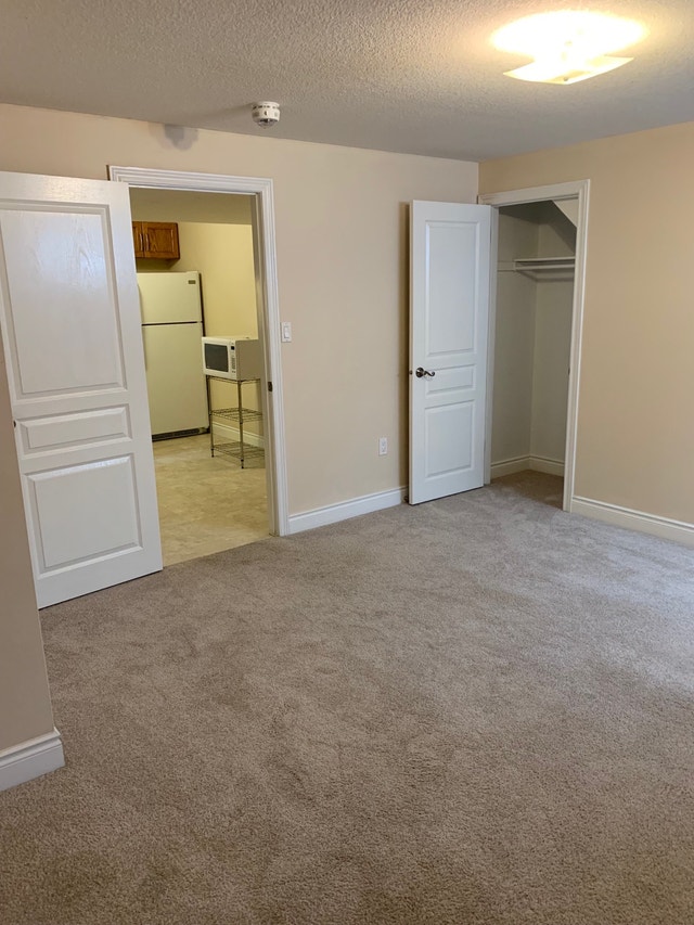 All inclusive 1 bedroom unit/studio unit in basement (Cambridge) Long Term Rentals Cambridge