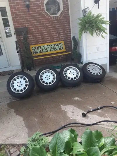 Factory Mercedes wheels off a 1997 SL500. Tires are Michelin Pilot 225/55/16, 5/32 tread left. The w...