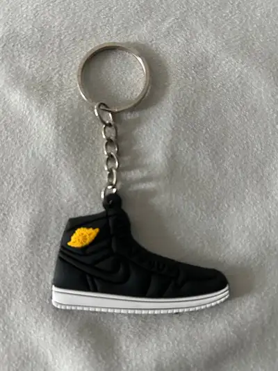 Air Jordan 1 Keychain 2D Retro Black, View more