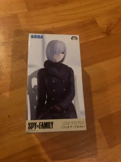 Selling a Fiona Frost figure from Spy Family. Item is new and never been opened. Pick up in Mississa...