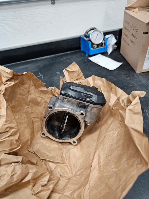 2018 F350 6.7L diesel engine parts. in Engine & Engine Parts in Kawartha Lakes - Image 3