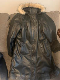 Woman's 3/4 Length Winter Danier Leather Coat XL