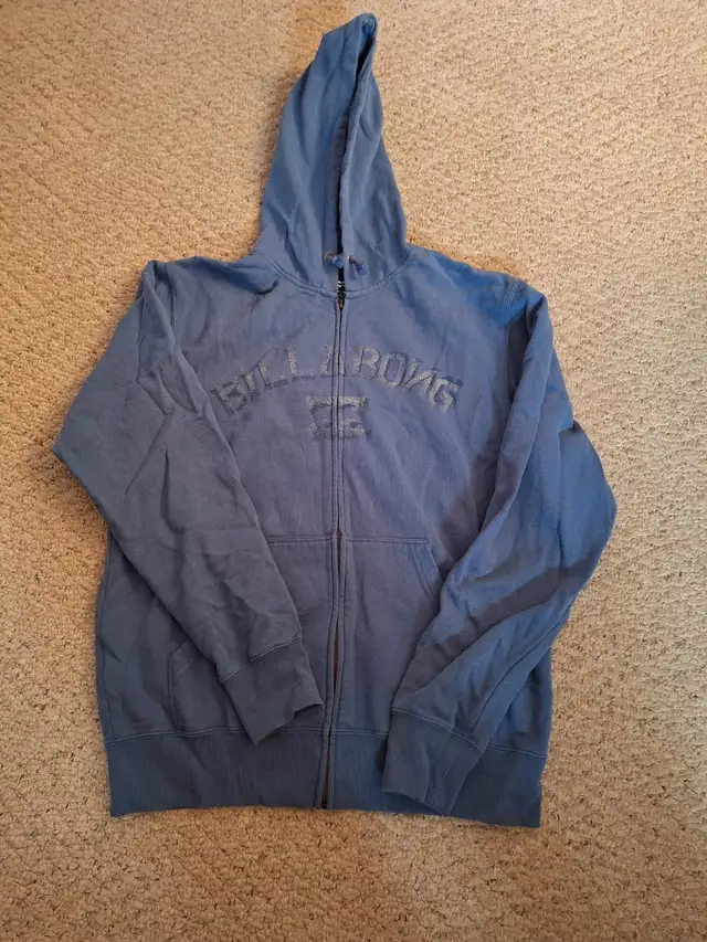 Hoodies and light weight jacket in Men's in Calgary - Image 5