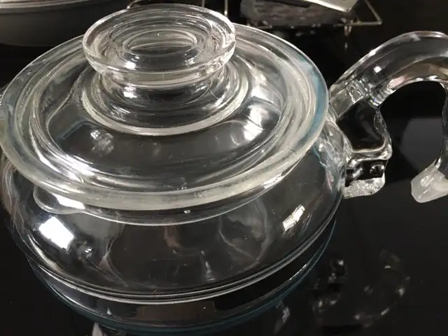 Pyrex Glass Vintage Tea Pot ( 5 Cups )62863257496451122