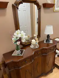 Entrance Way Cabinet and Mirror