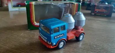 Diecast Camion transport citernes Gama Mini 1/43 collection Autos de collection miniatures, Voitures...