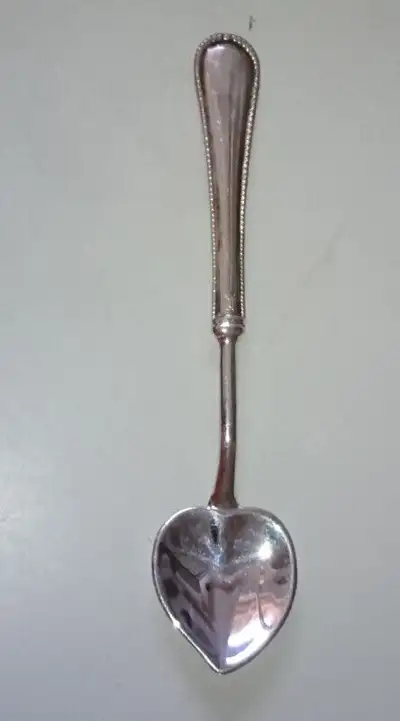 Vintage 1 Espresso/Dessert Heart Shaped Silverplate Spoon BUGATTI Made in Italy - 4.5"
