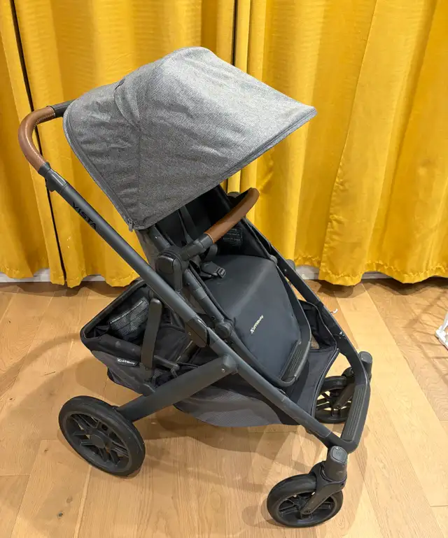 Uppababy Vista V2 in Strollers, Carriers & Car Seats in City of Toronto - Image 3