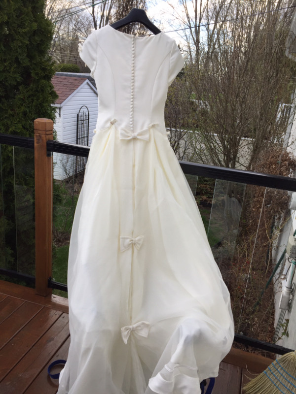 Robe de mariée Madison grandeur 10 ans dans Mariage  à Longueuil/Rive Sud