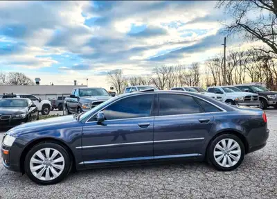 AUDI A8 Loaded! Excellent condition 