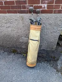 Left hand golf clubs with bag and balls