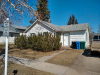Cute house for rent in Beaverlodge
