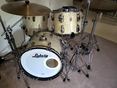 Ludwig 3PC Maple Jazzette Drum Kit 18x14,14x14,12x8 AS NEW VIDEO, View more