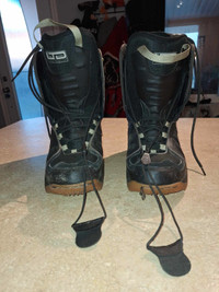 Bottes snowboard boots.