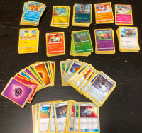 Lot de 350 cartes Pokemon