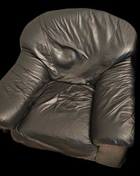 FREE DELIVERY Black Leather Armchair / sofachair sofa / couch