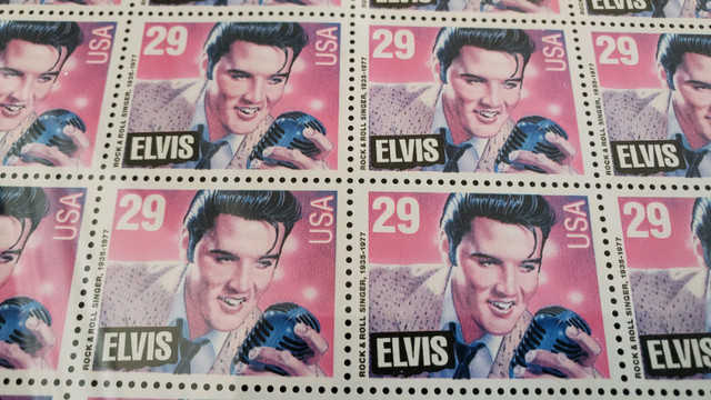 1993 Elvis Return to Sender US Postage Stamps + Gold Record in Arts & Collectibles in Kitchener / Waterloo - Image 4