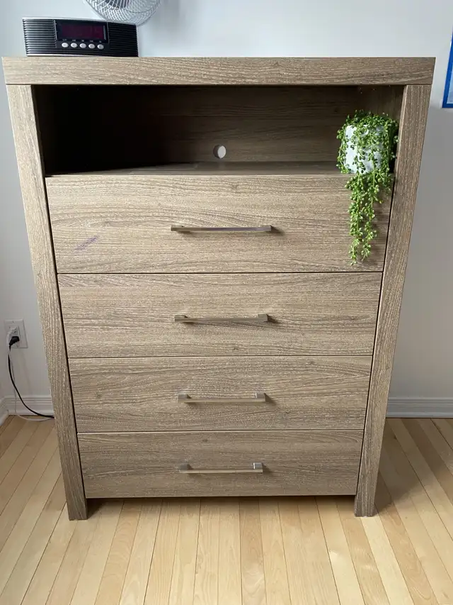 Set de chambre lit simple avec rangement / bedroom set in Beds & Mattresses in West Island - Image 3