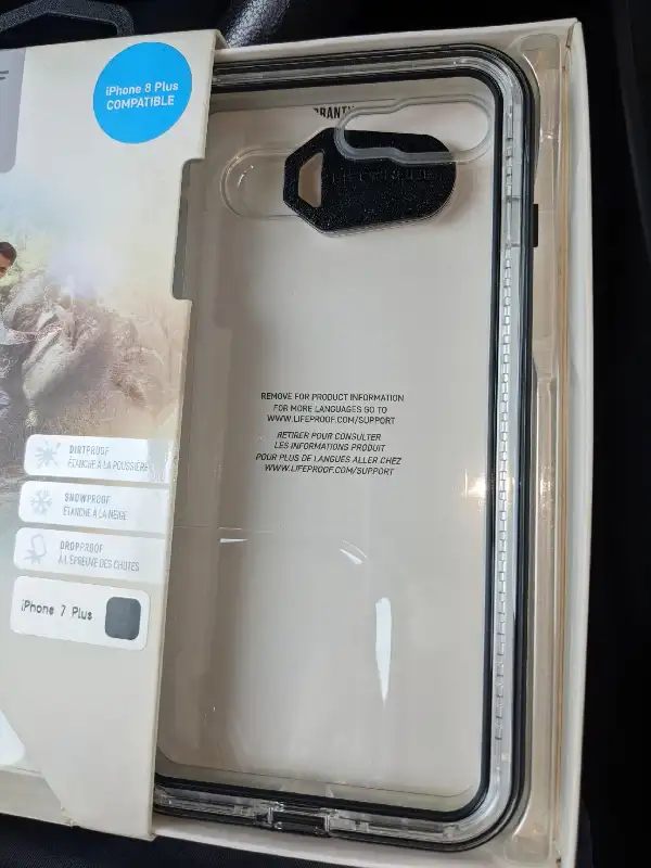 LifeProof Next Snowproof iPhone 7/8 Plus Case Black Crystal in Cell Phone Accessories in Mississauga / Peel Region - Image 3