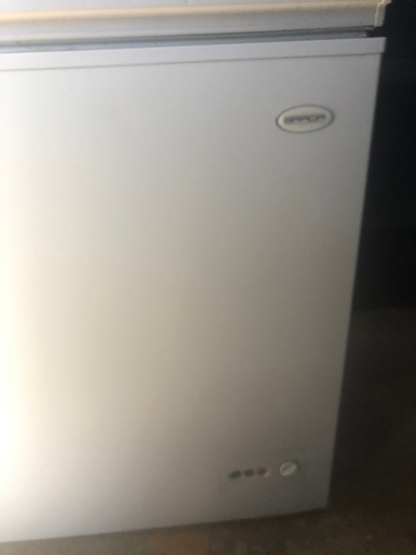 Apartment sized deep freeze Freezers Cape Breton Kijiji