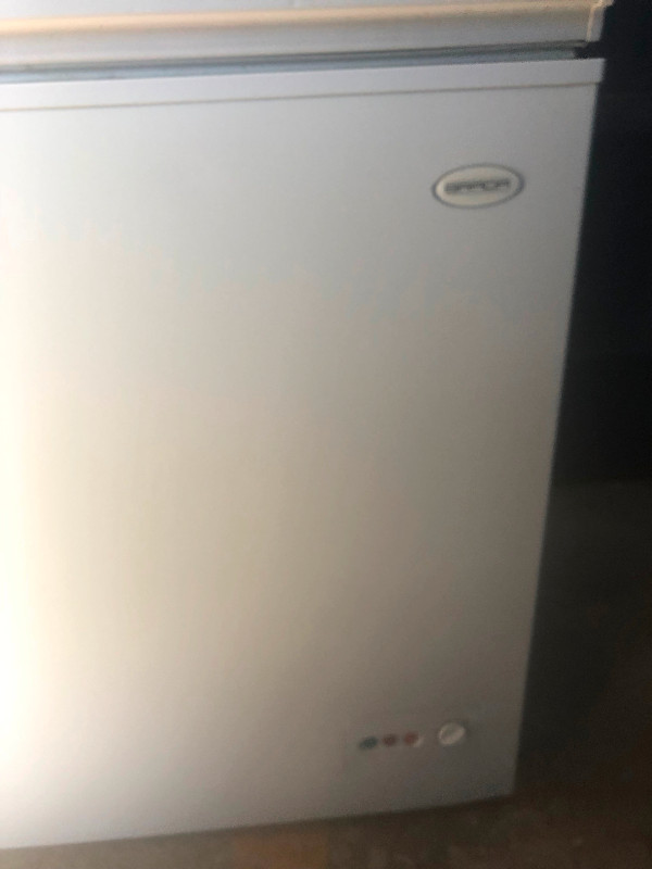 Apartment sized deep freeze Freezers Cape Breton Kijiji