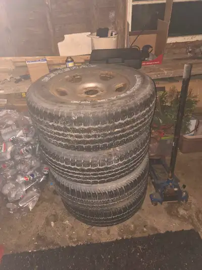17 inch tires and rims forsale came off a 08 f150 should fit 04- present f150s tires r good for anot...