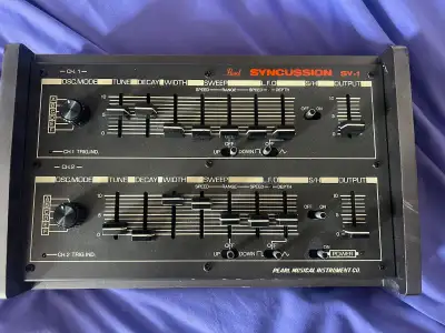 Rare and iconic original vintage analogue drum machine / synthesizer Pearl Syncussion SY-1 (not a cl...