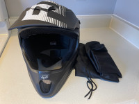 Fox solid helmet, clean, gently used L 59-60cm