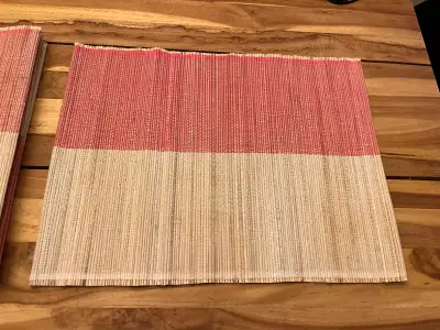 Set of 8 bamboo placemats and 2 runners, View more