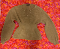 SHEIN Women’s Sweater Size Small