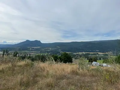 Discover an exceptional leasing opportunity in Coldstream: a sprawling 40-acre property featuring gr...