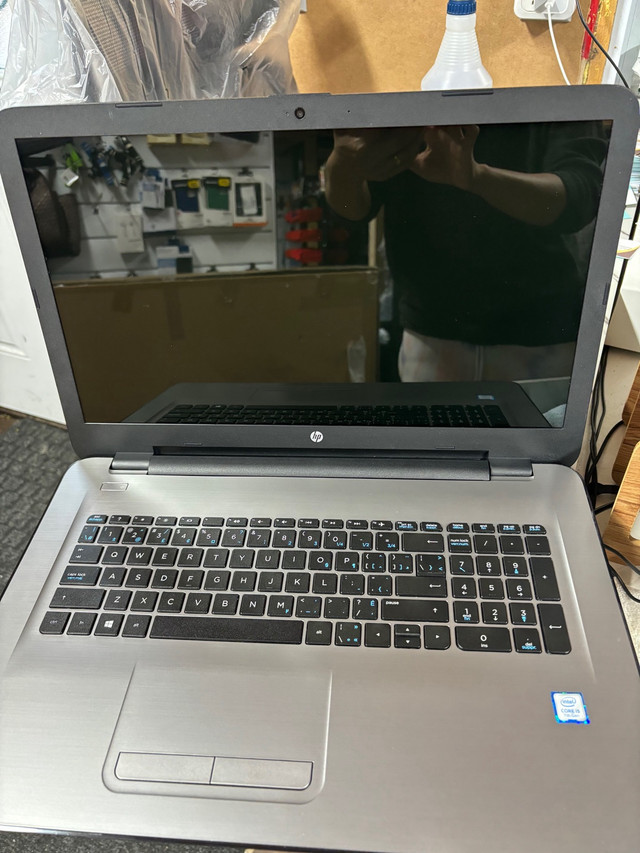 Hp: 17-x108ca - silver  in Laptops in Cambridge