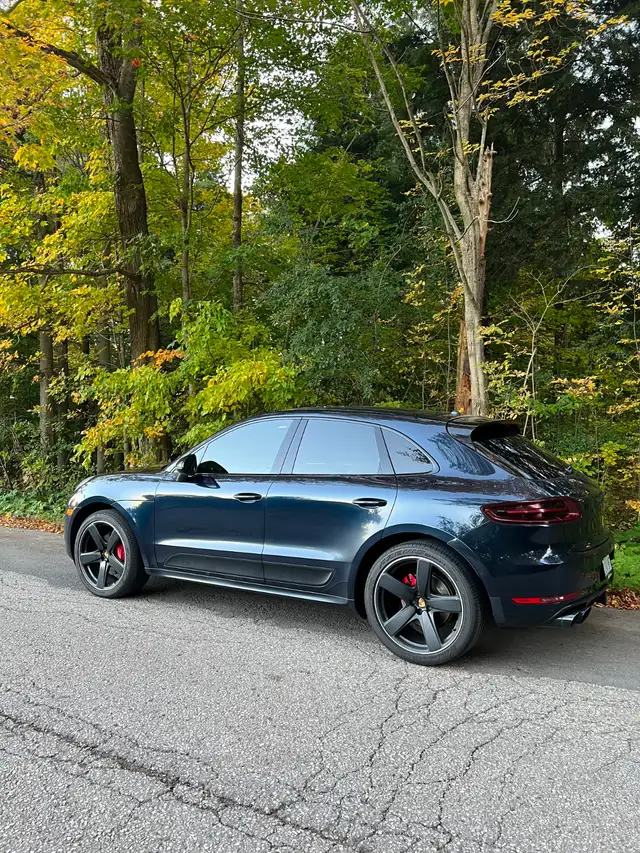 2017 Porsche Macan GTS589175760251136001