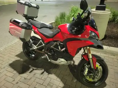 2010 Duacti Multistrada base model. 40,000km BLOW ENGINE Everything else besides the engine works. N...