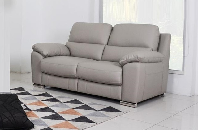 Condo Size Genuine Top Grain Leather Sofa Set in Couches & Futons in Vancouver - Image 4
