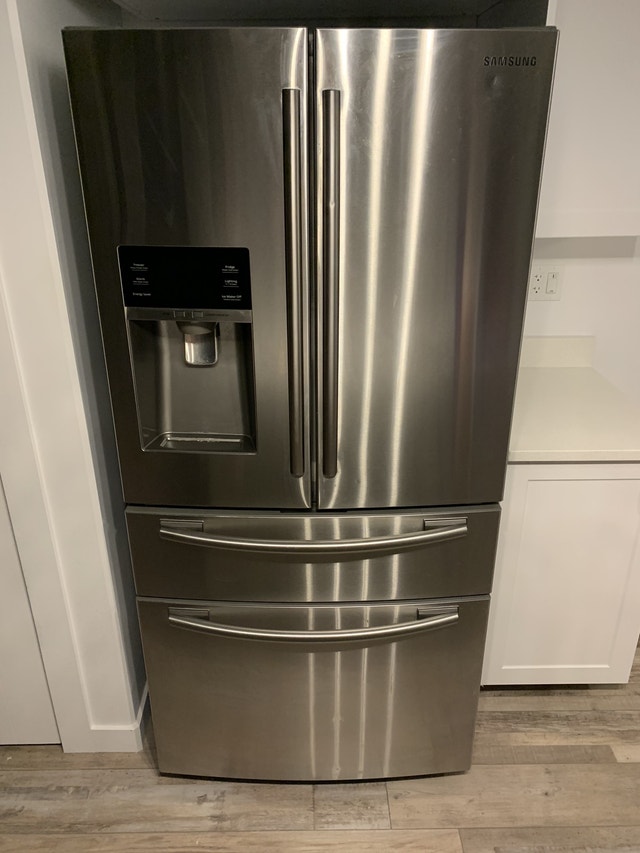 3 tier fridge with ice and water Refrigerators Saskatoon Kijiji
