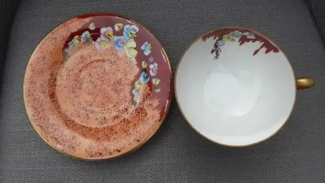 Nice teacup with saucer565173300128000001