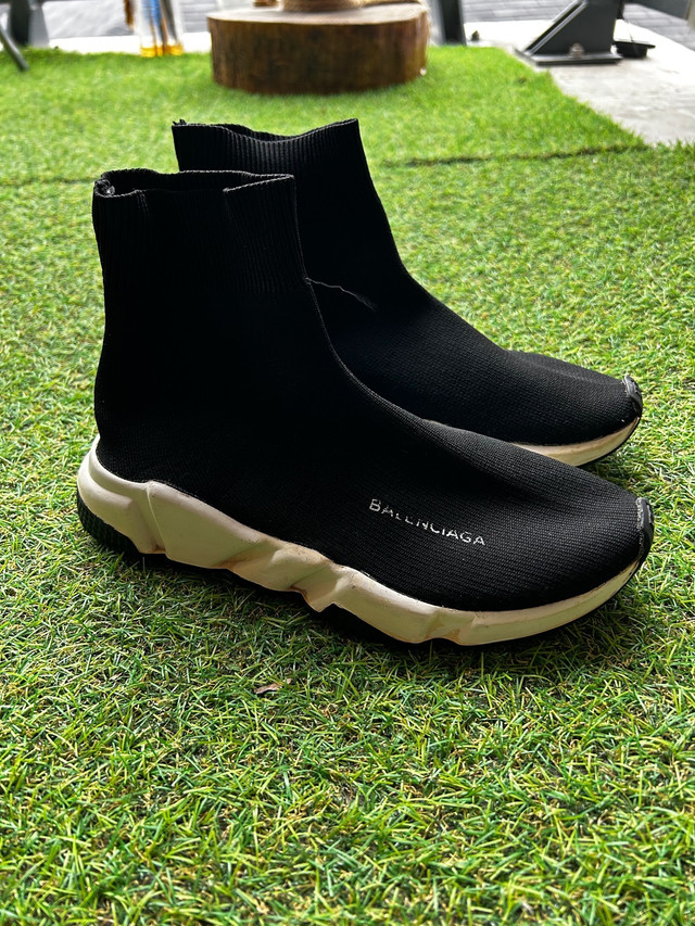 Women’s Balenciaga Shoes - Speed Recycled Knit Sneakers in Women's - Shoes in Mississauga / Peel Region - Image 3