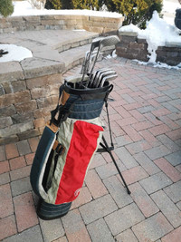 Spalding Right handed men's golf clubs with Sun mountain sports 