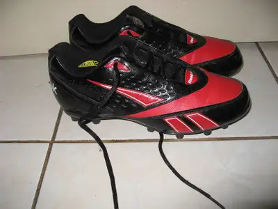 Size 4, 5, 6 and 7 Football / Soccer Cleats, View more