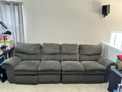 Lazyboy couch( non electric)  PLEASE READ ALL OF AD!, View more