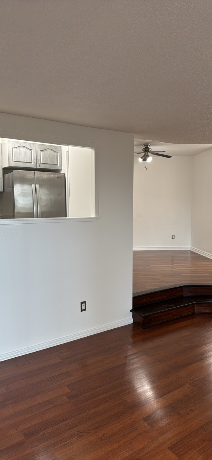 Bright 2-Bedroom with River Views — Ambleside II, All-Inclusive 4