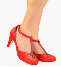 Chase & Chloe Kimmy-36 Mid Heel Dress Pumps - red, size 5 1/2