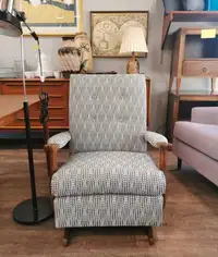 Fully restored vintage arm chair 