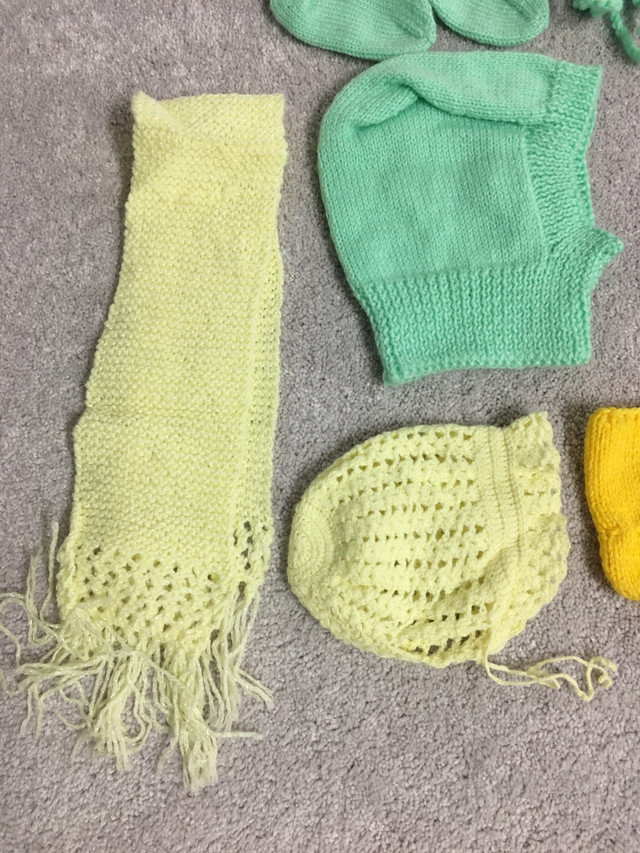 Homemade children’s hats, mitts, boots, and scarfs  in Other in Oshawa / Durham Region - Image 4