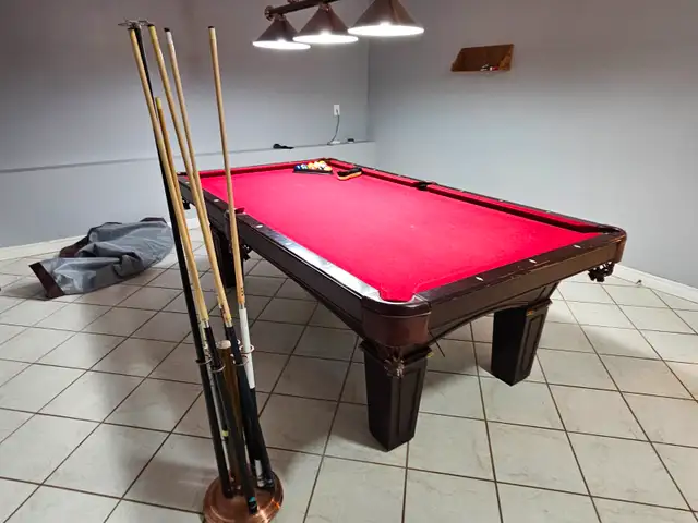 8ft x 4ft Pool Table with Overhead Light & Accessories63005666443523121